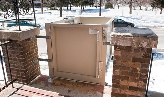 Vertical Wheelchair Lift outdoors in the snow